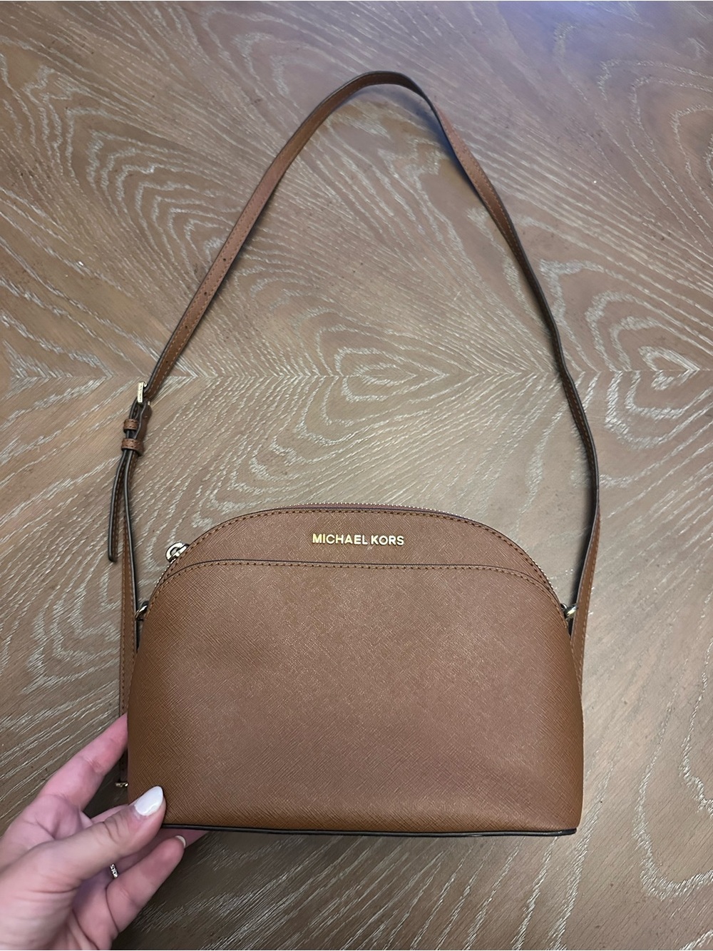 Michael Kors Jet Set Travel Emmy Black Medium Dome Crossbody Bag Leather Purse